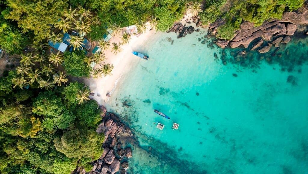 Khám phá Tour đi biển và công viên san hô lớn nhất Việt Nam