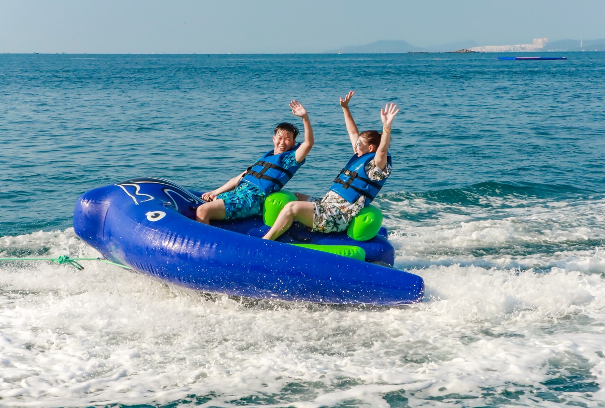 Luôn mặc áo phao hoặc thiết bị bảo hộ