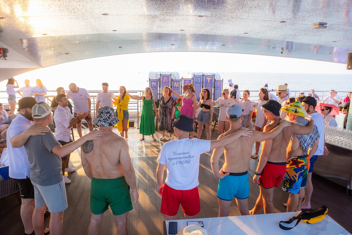 Những hoạt động teambuilding hấp dẫn